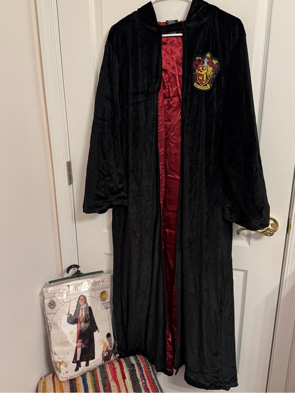 Harry Potter Adults Unisex Gryffindor Robe Deluxe Costume Lined Velvet One Size